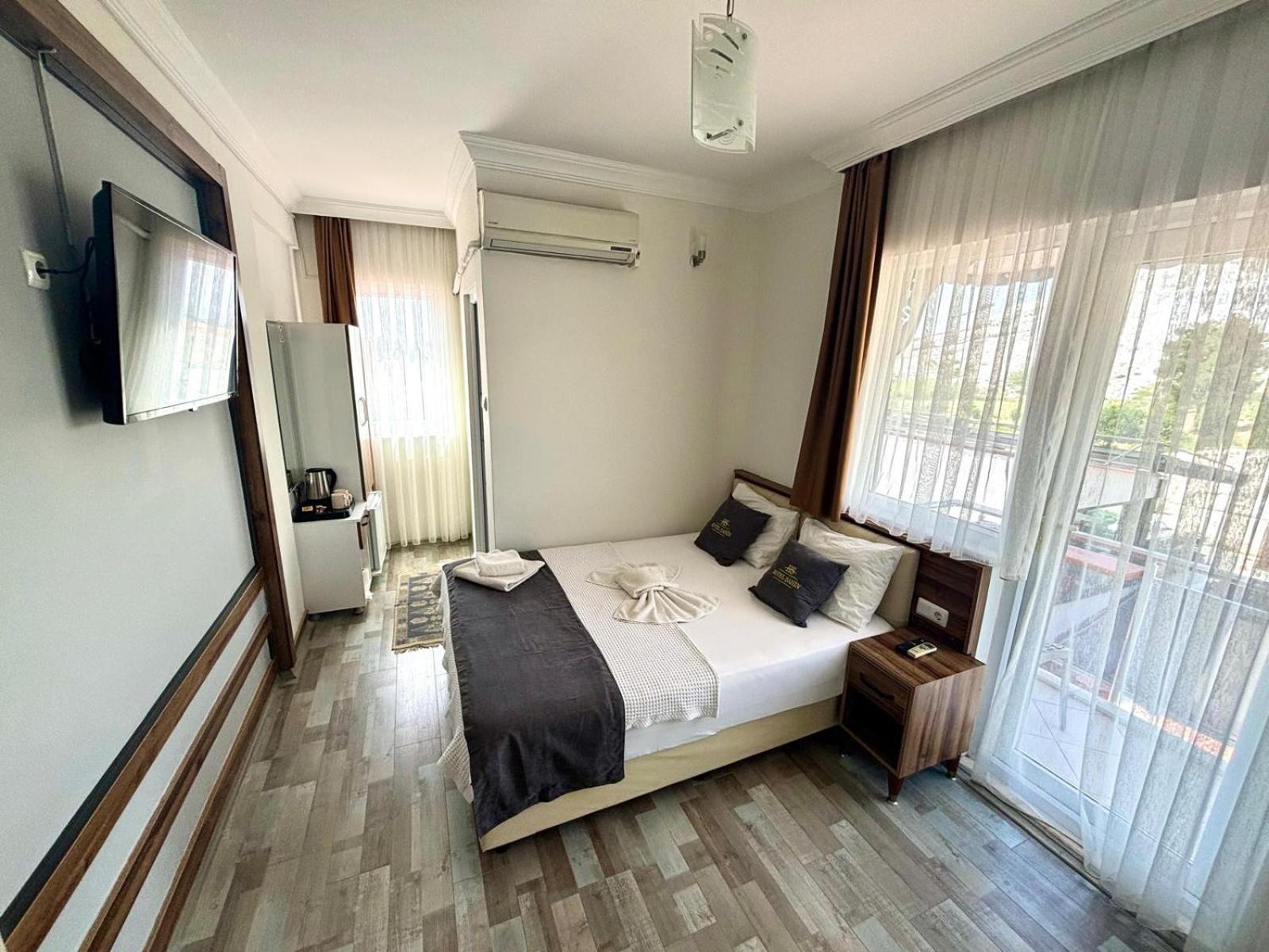 Sahin Hotel *